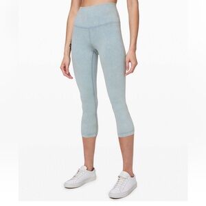 Lululemon Wunder Under HR Crop 21” Size 4